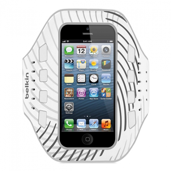     Belkin Pro-Fit Armband Whiteout  iPhone 5/5S  F8W107ttC03