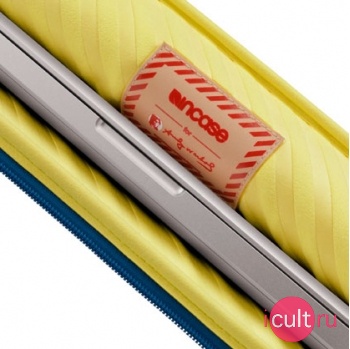 Incase Neoprene Sleeve Plus MacBook Pro 13