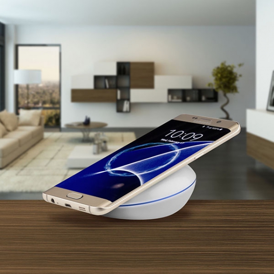   Momax Q.Dock Wireless Charging Dock 2A White  UD2W