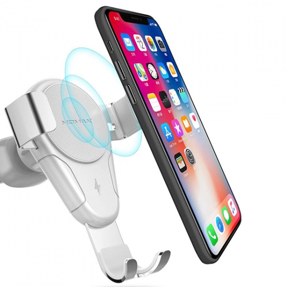     Momax Q.Mount Gravity Wireless Charging Car Mount 2A White    6.5&quot;  CM9
