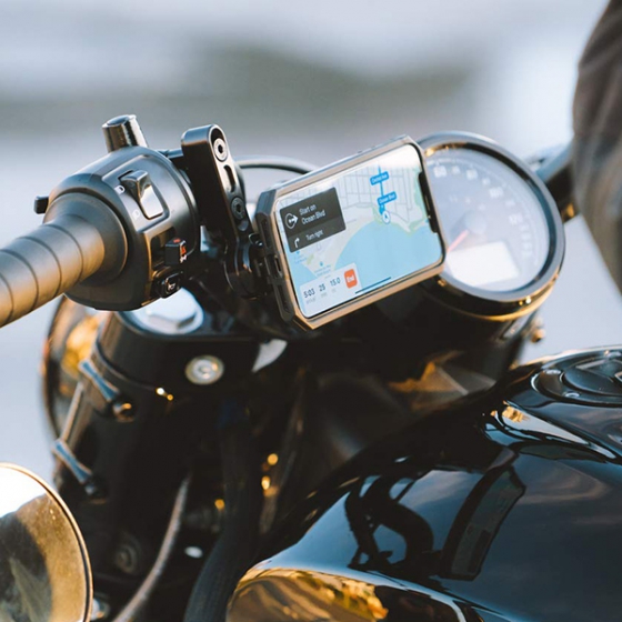   Rokform Pro Series Motorcycle Perch Phone Mount Black   Rokform/ Harley Davidson 