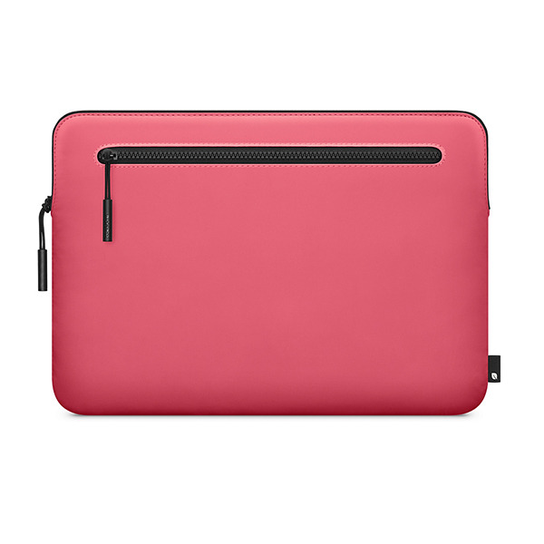  Incase Compact Sleeve in Flight Nylon Red  MacBook Pro 13&quot; 2016-20/Air 2018-20  INMB100611-HRD