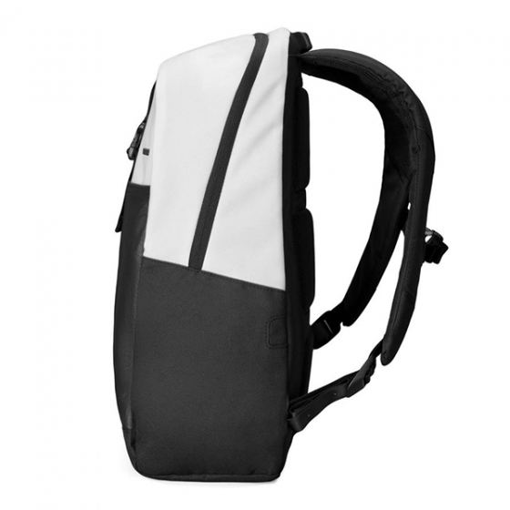 Incase cargo clearance backpack