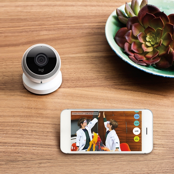 Wi-Fi камера наблюдения Logitech Logi Circle White для iOS/Android белая 961-000393