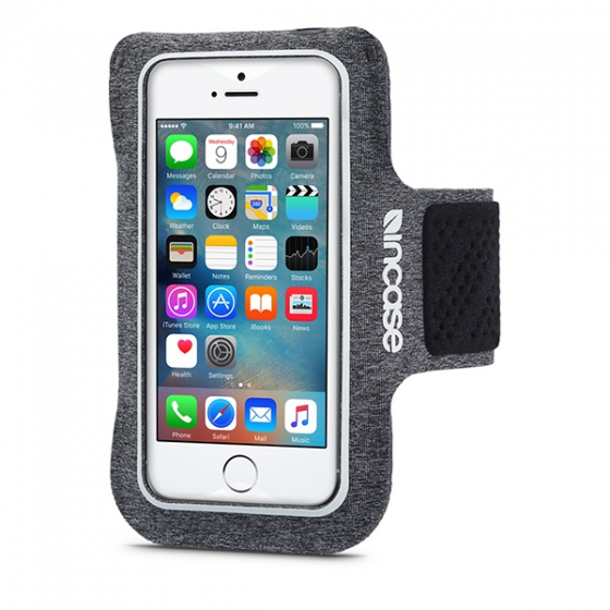 Спортивный чехол на руку Incase Sports Armband Gray для iPhone 5/SE серый INOM100110-HGY