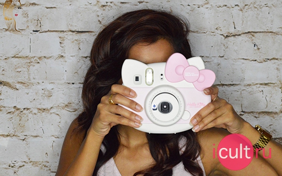 Fujifilm Instax Mini Hello Kitty Pink
