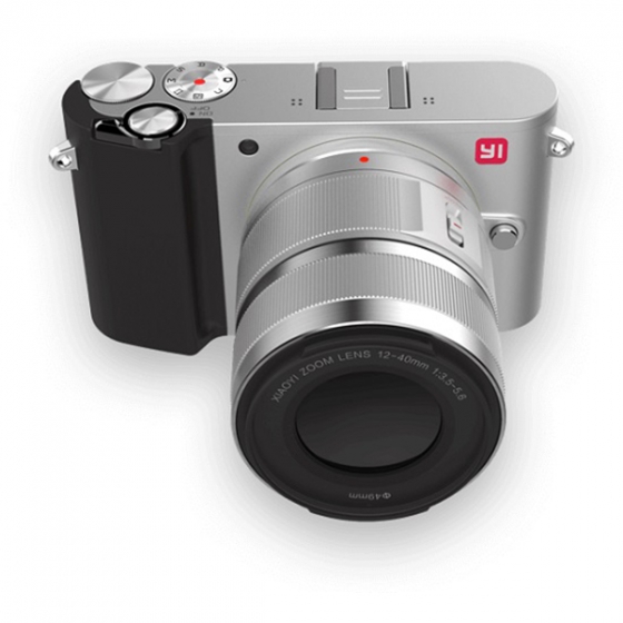 Беззеркальная цифровая камера Xiaomi Yi M1 (2 объектива) Ice Silver серебристая