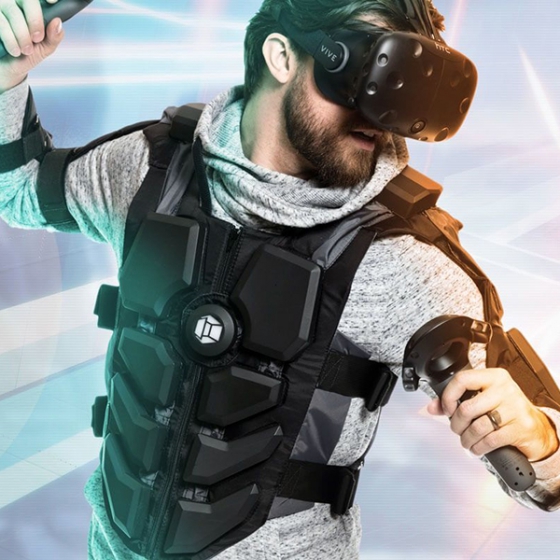 Тактильный костюм для виртуальной реальности Hardlight VR Black черный
