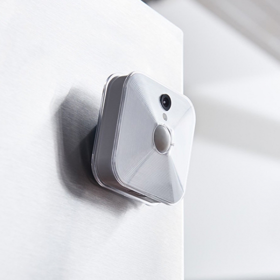 Wi-Fi камера наблюдения Blink Indoor Home Security Camera System 720p White белая