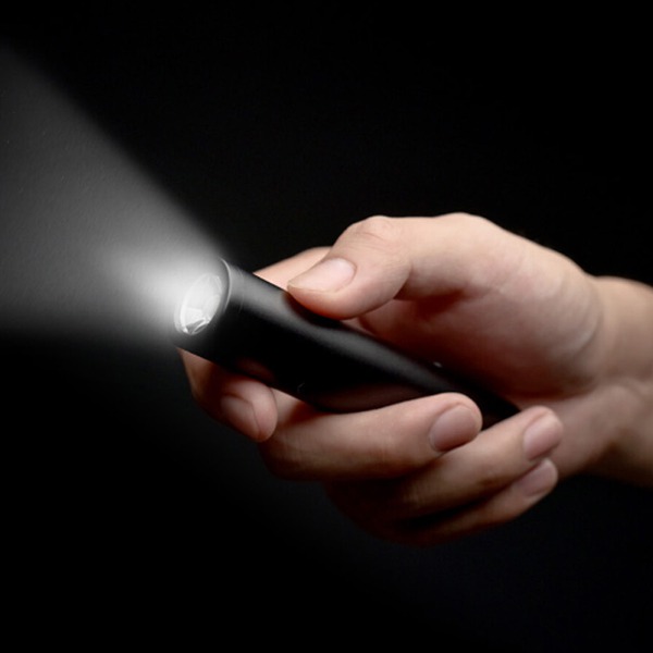 Фонарик Xiaomi Beebest Flashlight 300Lm Black черный F300