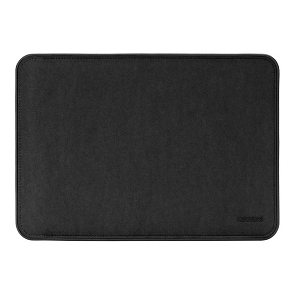 Чехол Incase ICON Sleeve with EcoNEUE Black для MacBook Pro 15&quot; 2016-19 черный INMB100609-BLK