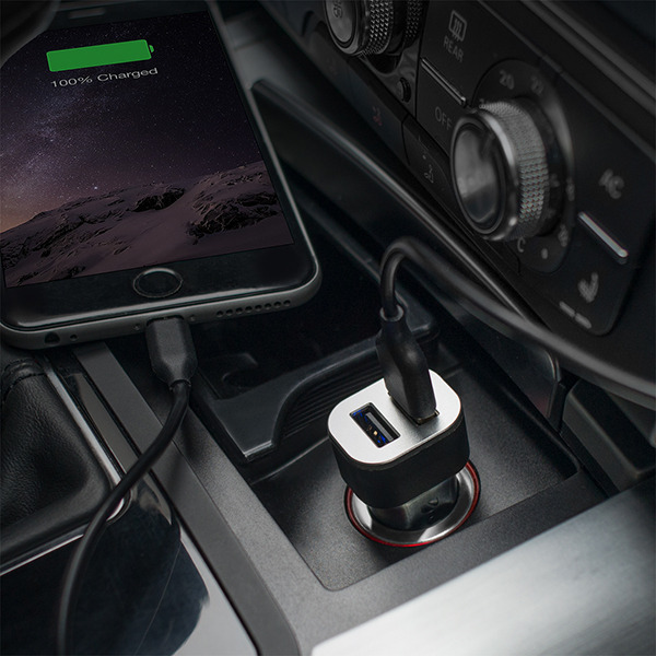 АЗУ + кабель Lightning Deppa Smart Car Charger 2.4A/2USB Black чёрное 11285