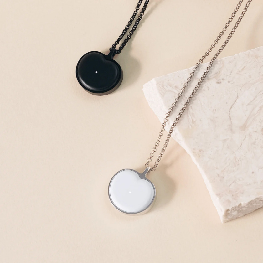    Bond Touch Heart Necklace Black and White   