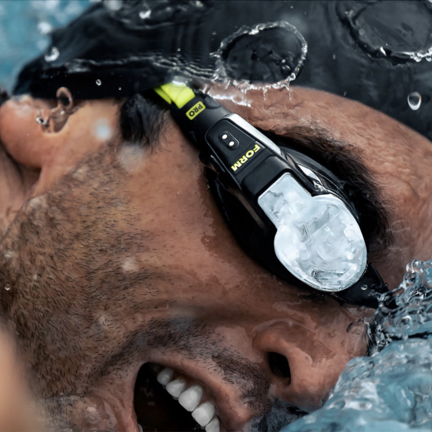     ,     FORM Smart Swim 2 Pro Goggles Black / 
